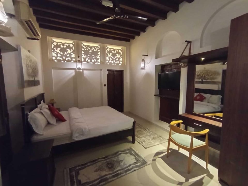 Standard Double Room, Courtyard View | Egyptian cotton sheets, premium bedding, down comforters, pillowtop beds