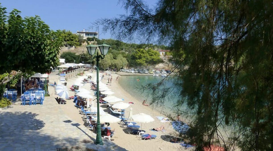 Rousoum Gialos Beach – Just 1 km Away, Ideal for Swimming