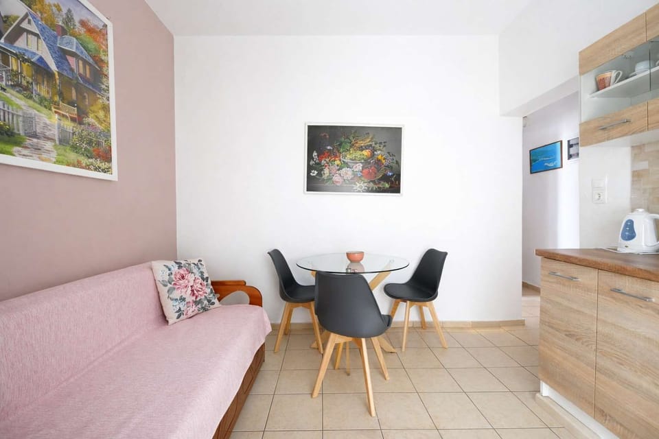 View of the interior - Living room area 