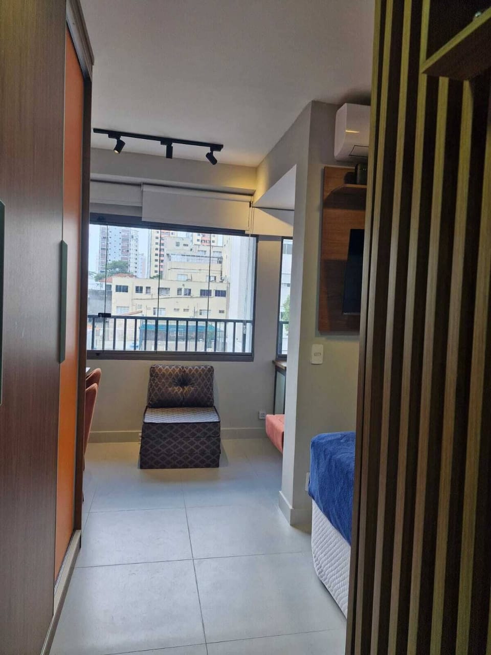 Studio | Blackout drapes, iron/ironing board, WiFi (free), bed sheets