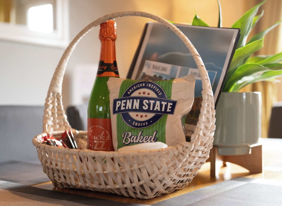 Arrive to a warm welcome with our complimentary hamper — featuring fizz, snacks, and local tips. A curated touch of indulgence to start your stay in style.