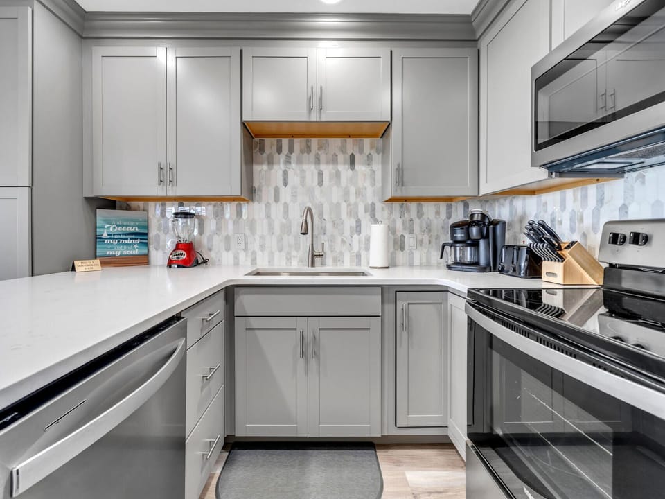 Well Equipped Kitchen For All Your Cooking Needs
