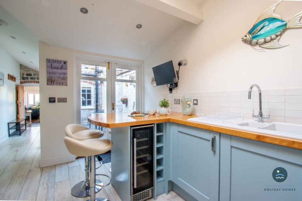 Breakfast Bar.