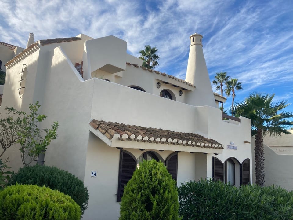 Los Altos 54 front view
