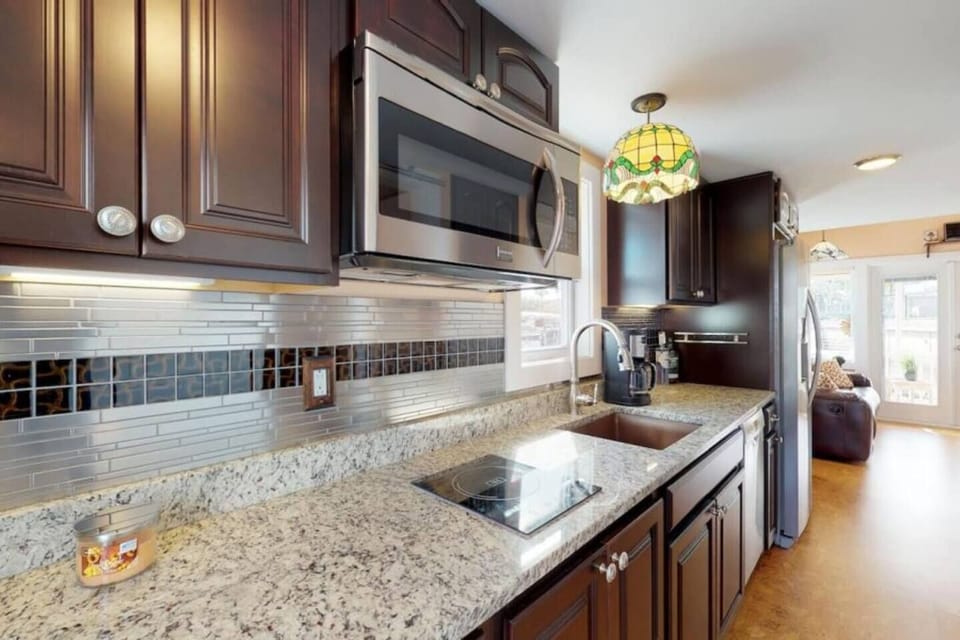 Kitchen (1)