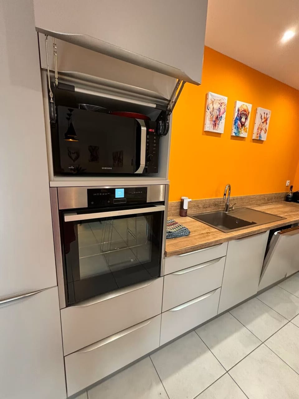 Private kitchen