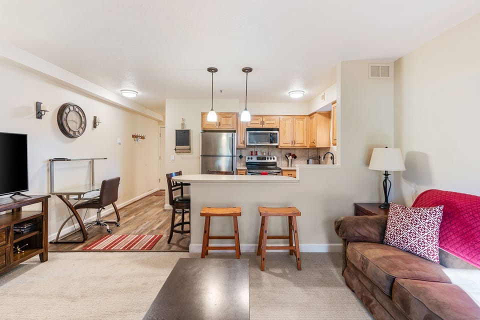 A queen sized sofa bed provide a comfy space for 4 guests.