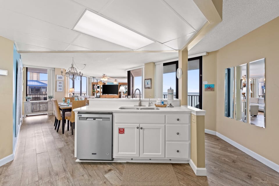 Kitchen and Bar Areas