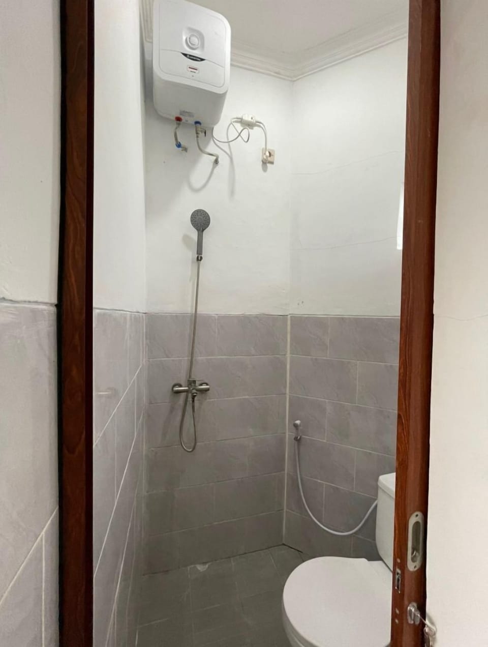 Standard Double Room, Balcony, Garden View | Bathroom | Bidet