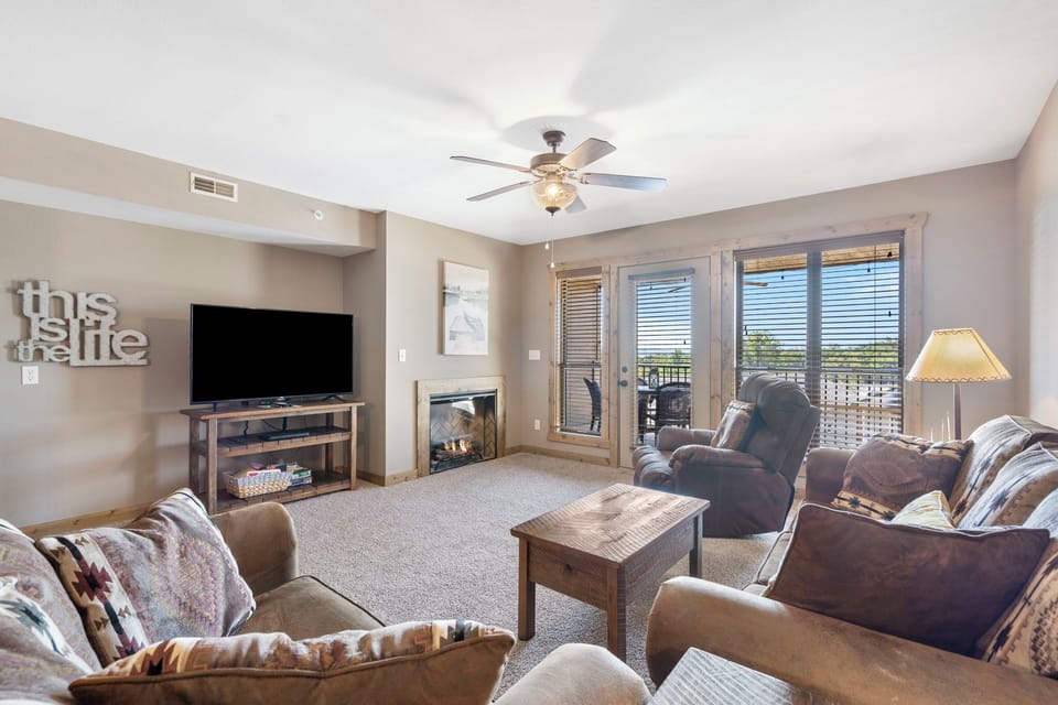 One Bedroom Unit - Living Room