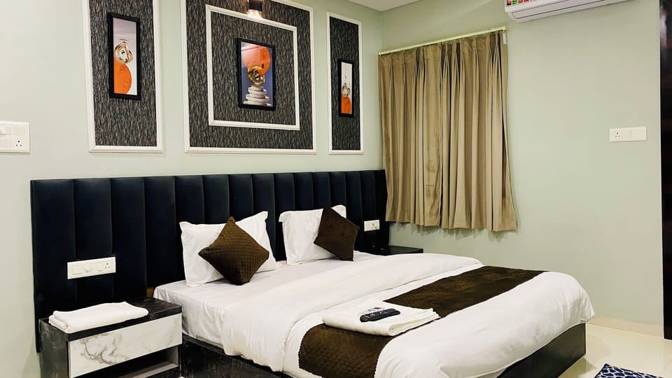 Deluxe Room | Desk, laptop workspace, WiFi (free)