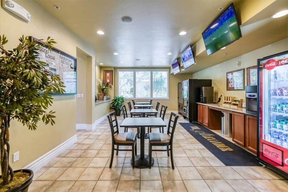 Grab a coffee, snack, or catch the game in the clubhouse cafe area — a cozy spot to start your morning or unwind mid-day.