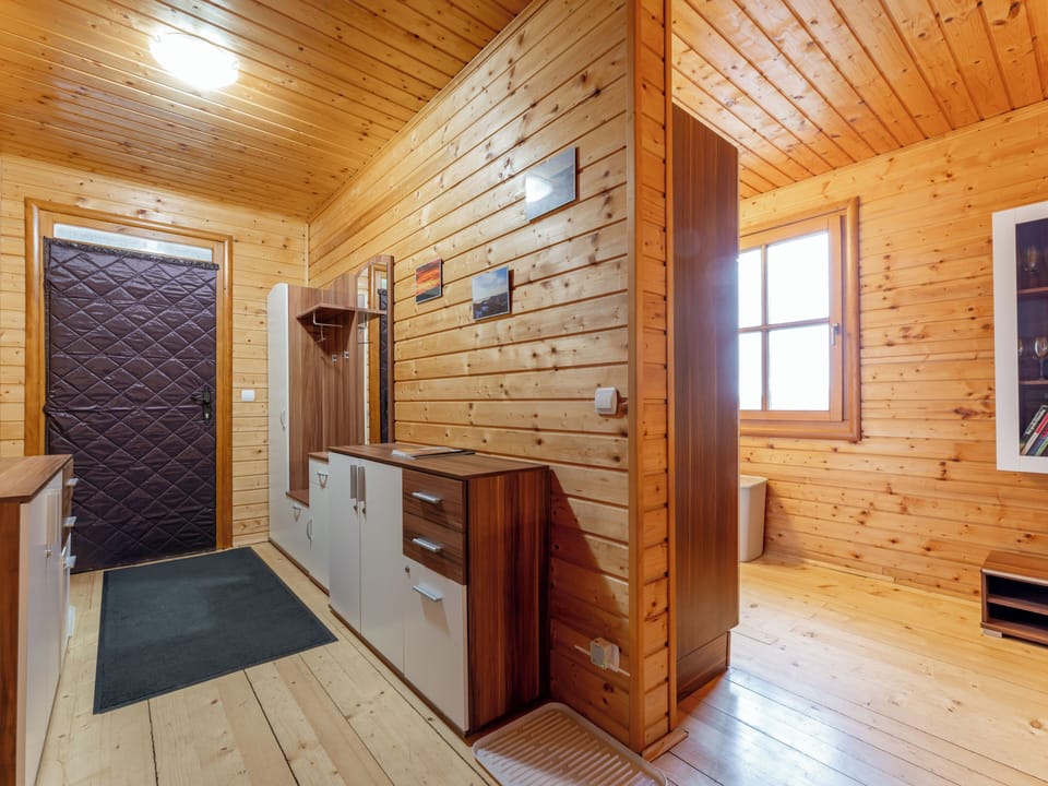 Entrance / Reception