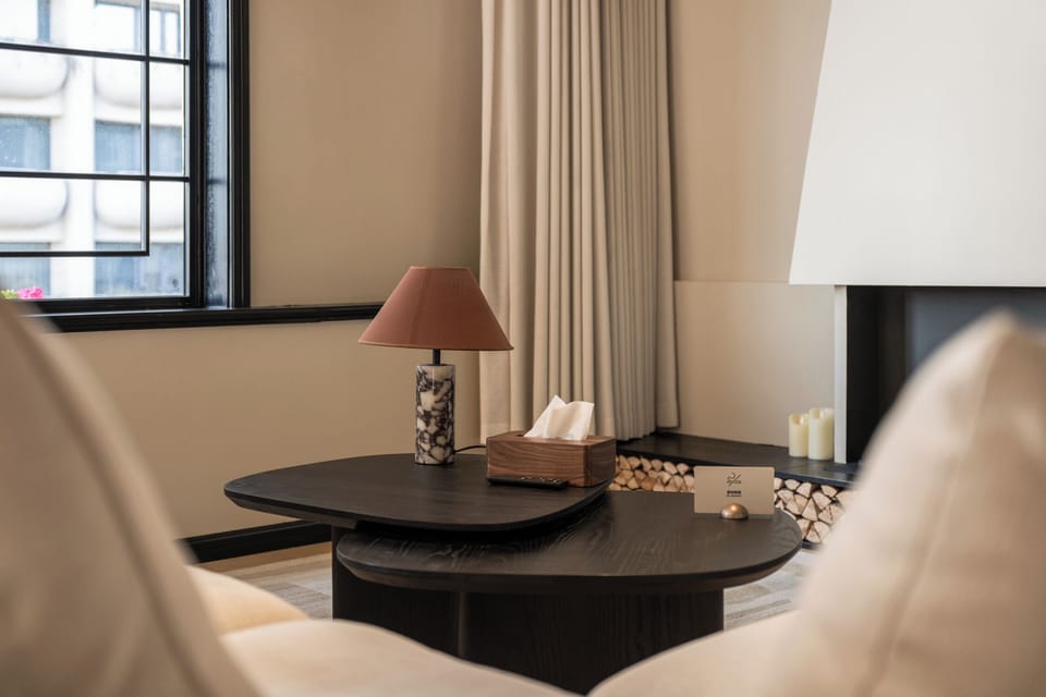 Romantic Suite | Premium bedding, minibar, blackout drapes, soundproofing