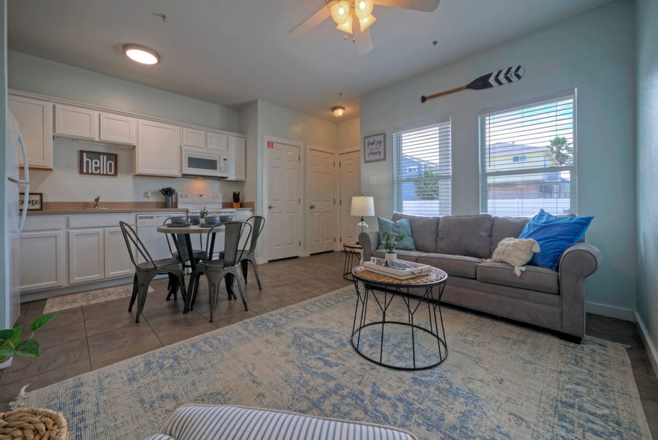 Charming decor that makes you feel at home with a stylish sleeper sofa. (Without A Paddle)