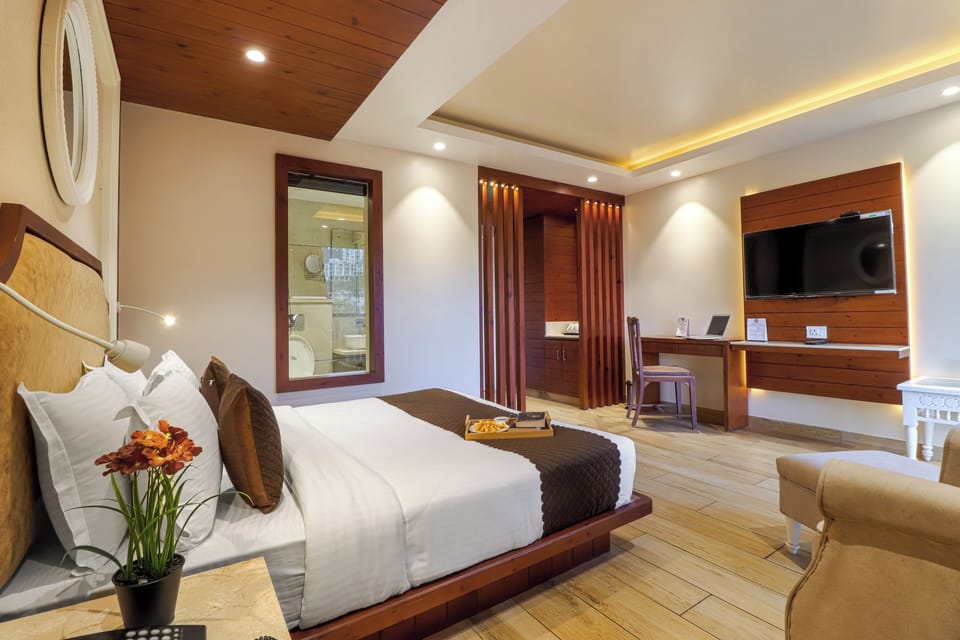 Premium Room, 1 Double Bed, Balcony | Premium bedding, free WiFi, bed sheets