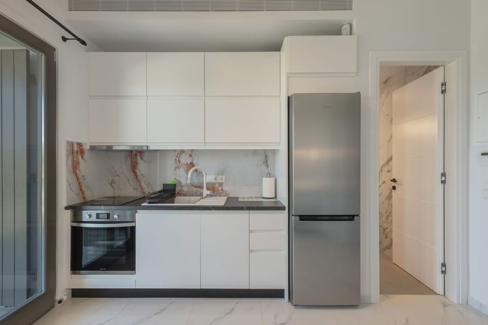 House, Smoking | Private kitchen