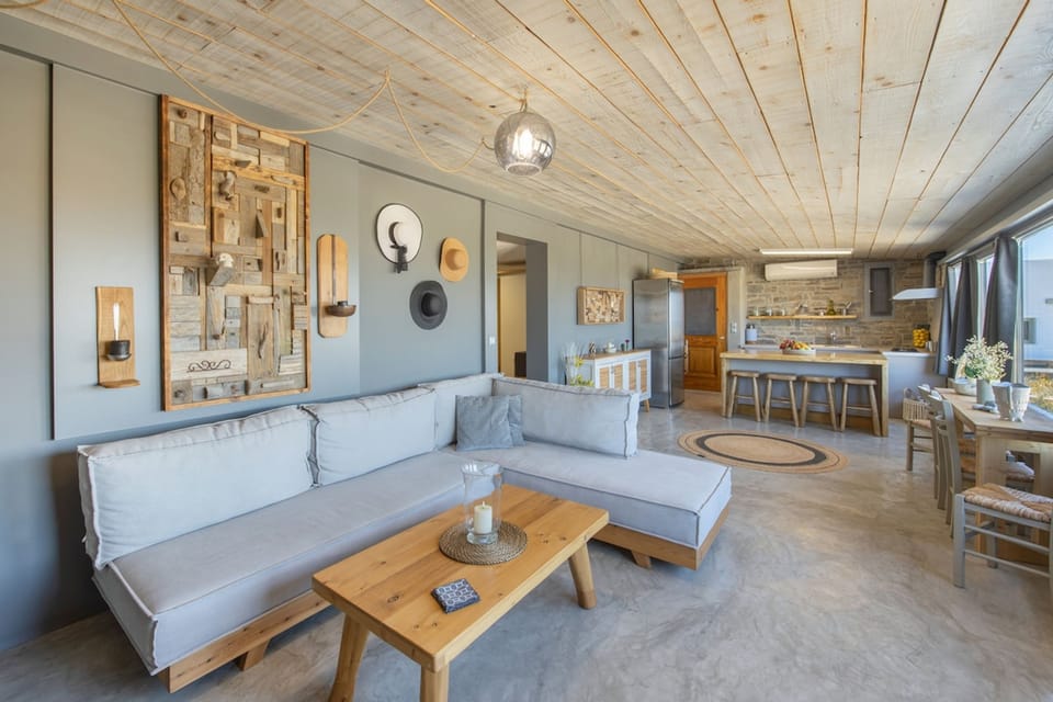 House, Smoking | 2 bedrooms