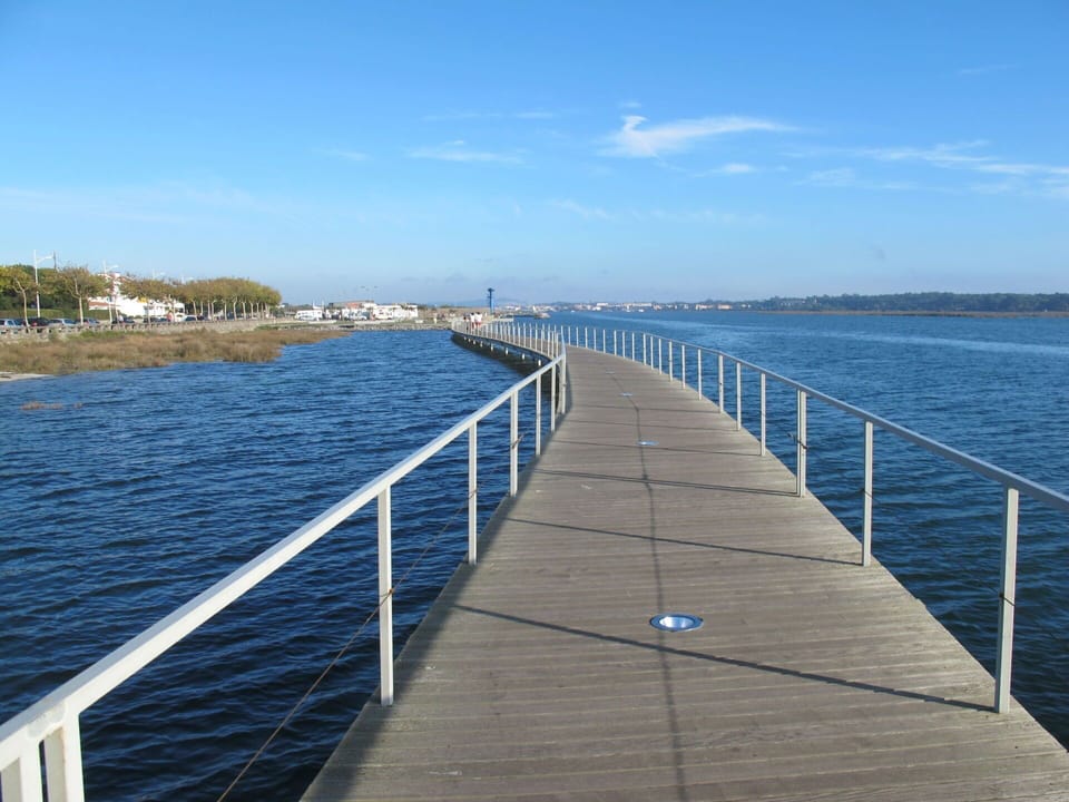 Water, Water Resources, Body Of Water, Waterway, Bridge, Horizon, Watercourse, Bank, Boardwalk