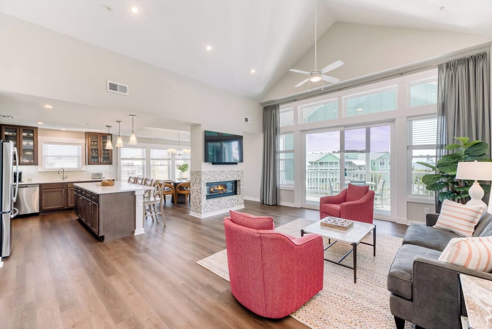 Living Area with Deck Access and Water Views