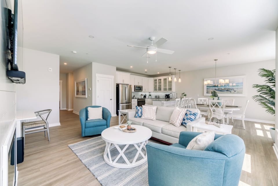 Living Area with Deck Access and Water Views