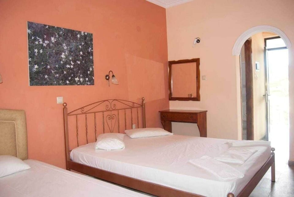 Classic Double Room | Free WiFi