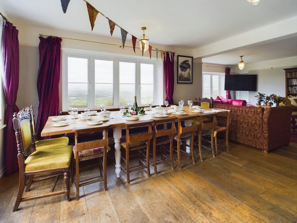 House | Dining