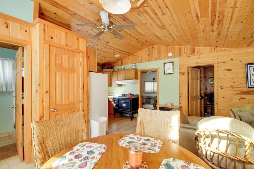 House (2 Bedrooms) | Interior