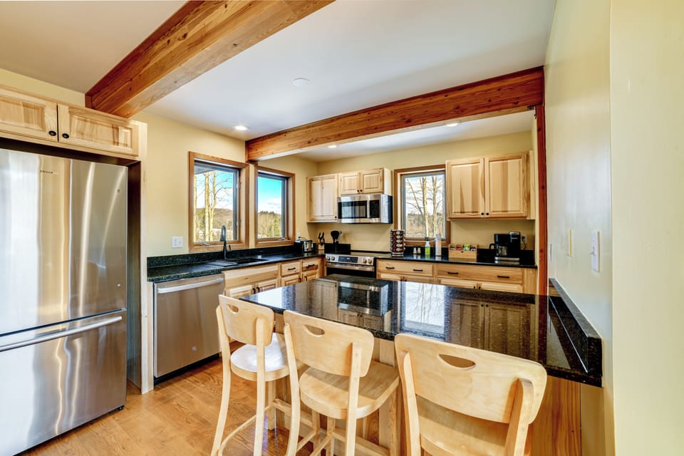 House (3 Bedrooms) | Interior