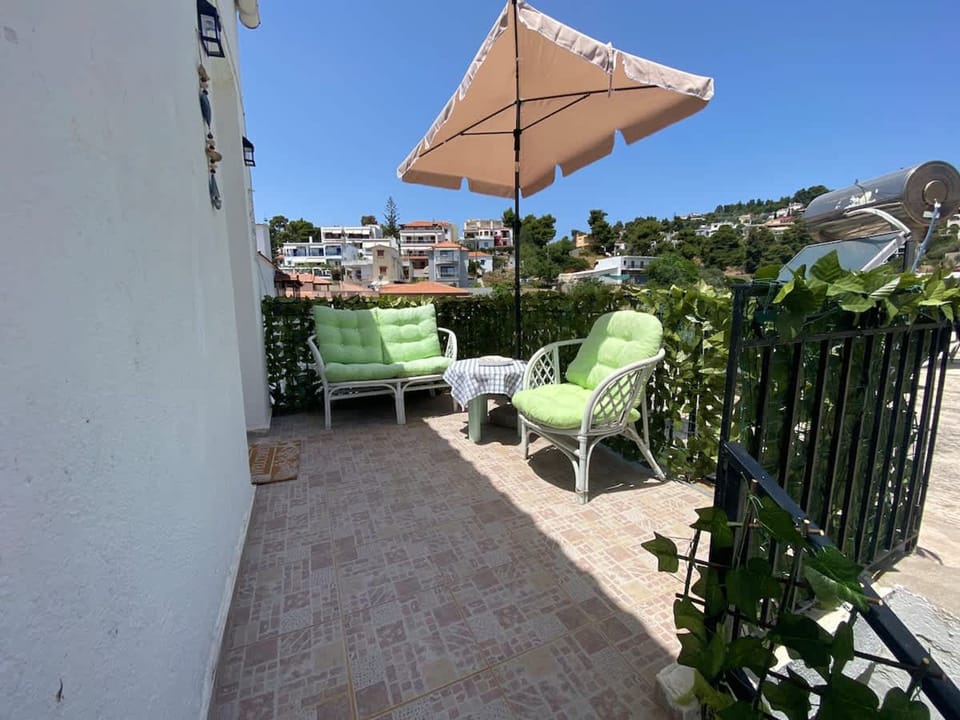 House, Smoking | 1 bedroom, Internet