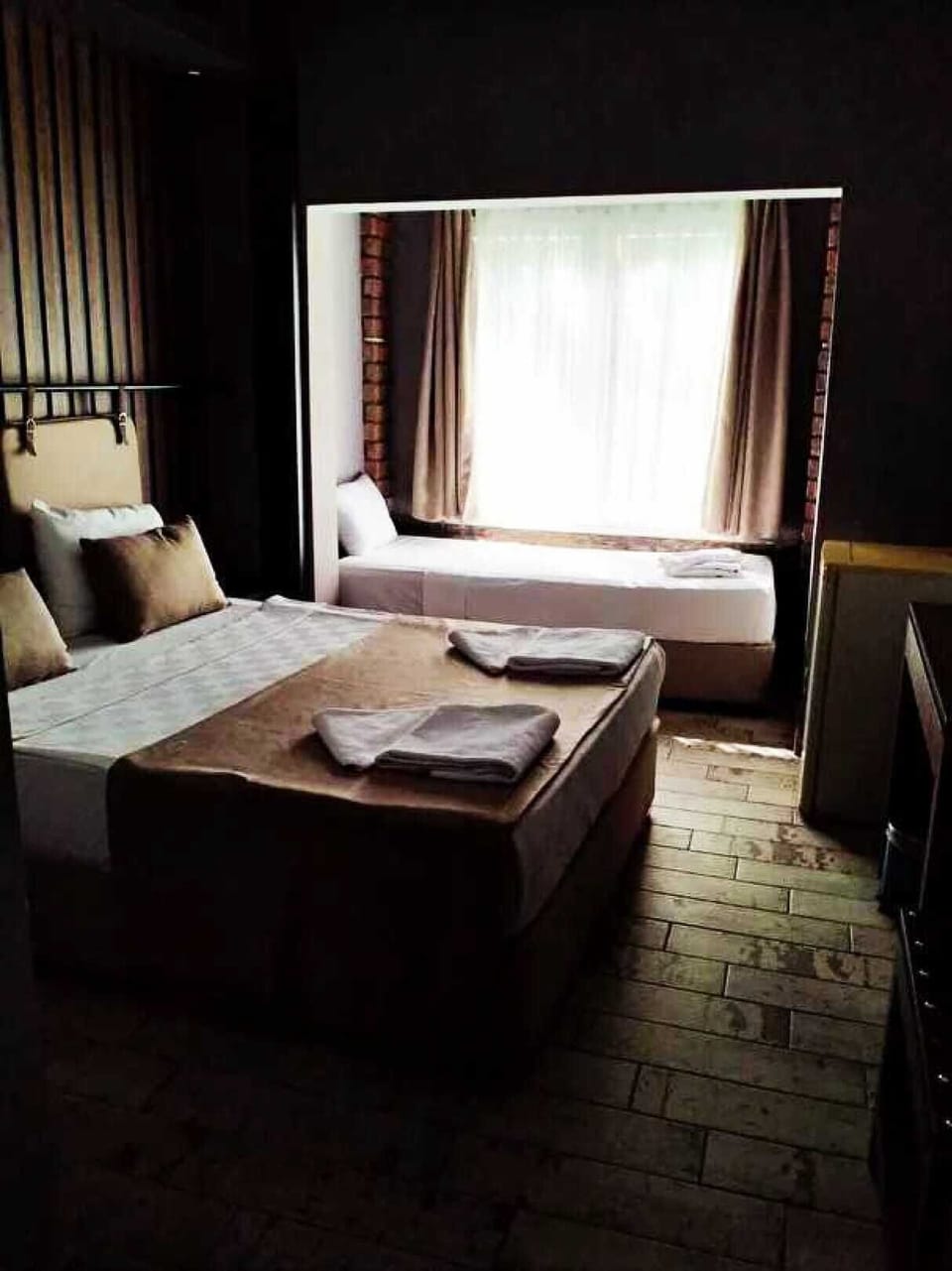 Comfort Triple Room, Non Smoking, Ground Floor | Premium bedding, Select Comfort beds, minibar, WiFi (free)