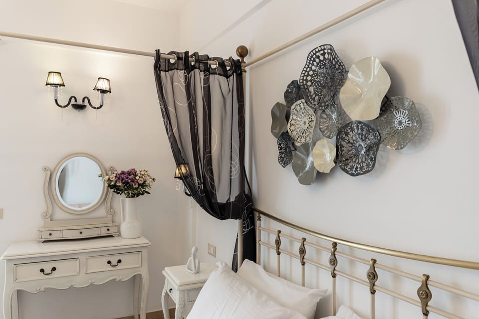 Deluxe Room | Premium bedding, individually decorated, individually furnished