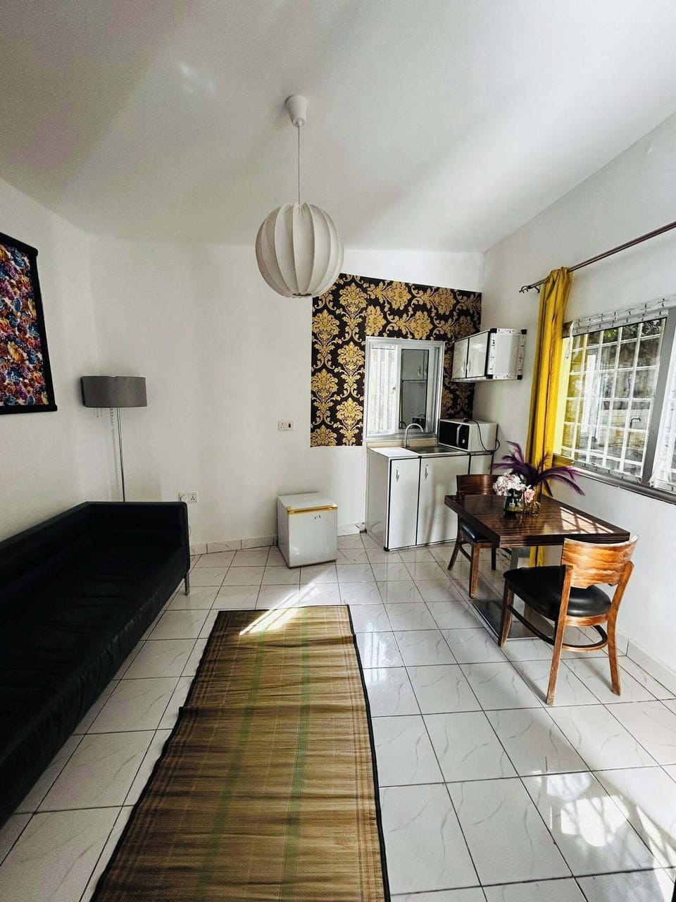 Suite | Living area | Toys