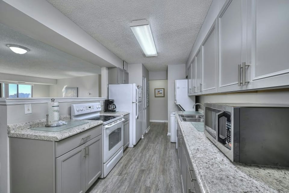 A fully stocked kitchen makes meal preparation a breeze.