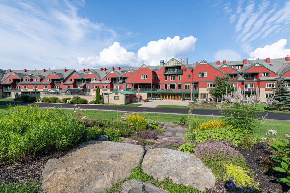 Rolling green landscapes set the scene for relaxation and outdoor adventure in every season.