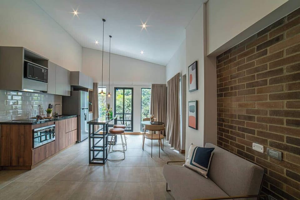 Double ceiling height makes this units feel nice and cool.