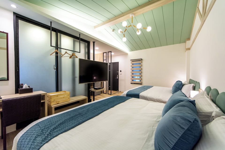 Desk, rollaway beds, free WiFi, bed sheets