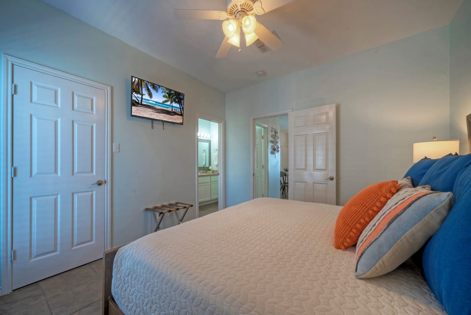 King bed (Costa Bahia 205)