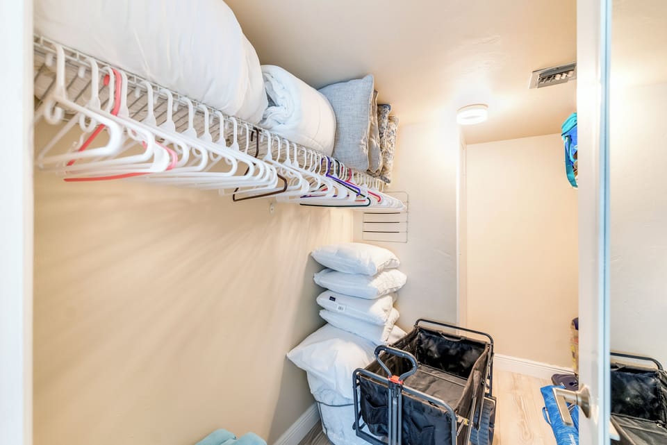Walk in Closet