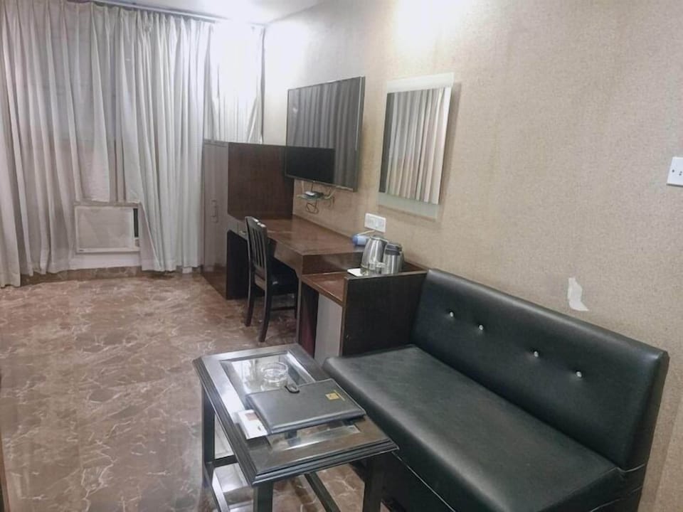 Family Quadruple Room | Free WiFi