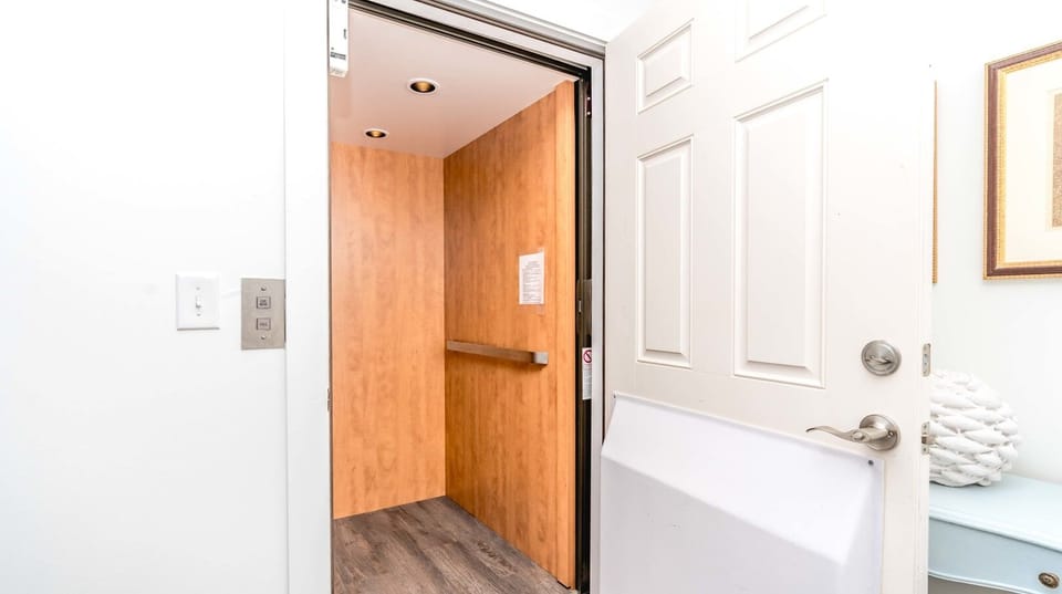 Elevator