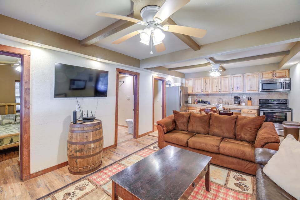 House (2 Bedrooms) | Interior