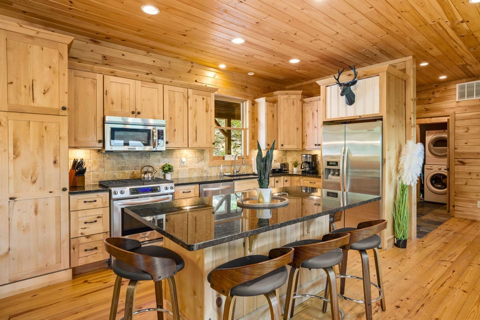 House | 5 bedrooms, Internet