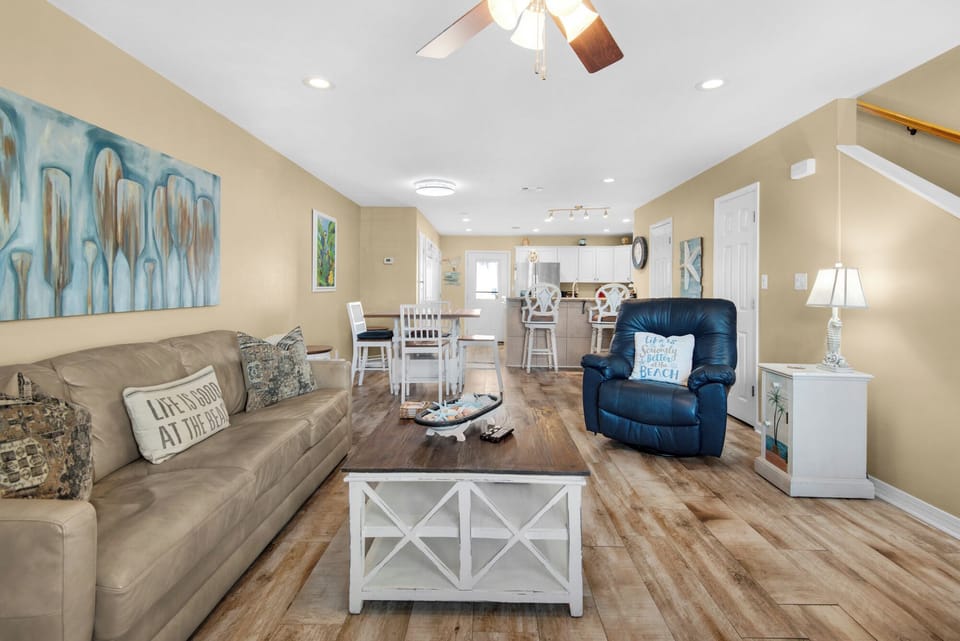 Townhome, Multiple Beds, Patio (Woodland Shores 37) | Living area | 55-inch flat-screen TV with digital channels