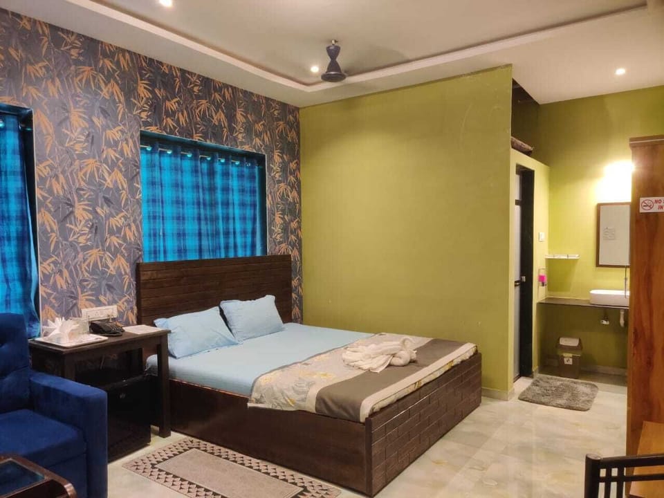 Deluxe Single Room, Balcony, Garden View | Free WiFi