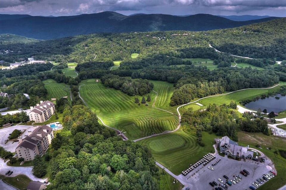 The breathtaking beauty of our property, is framed by majestic mountains.