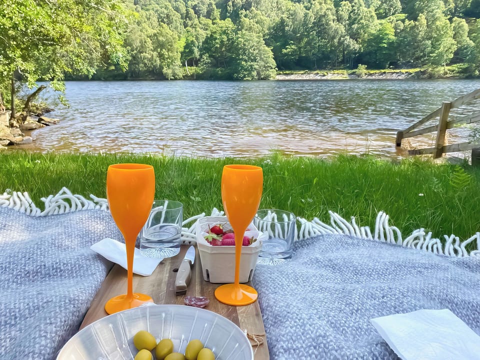 Surrounding area | Clunie Dam Lodge, Loch Tummel