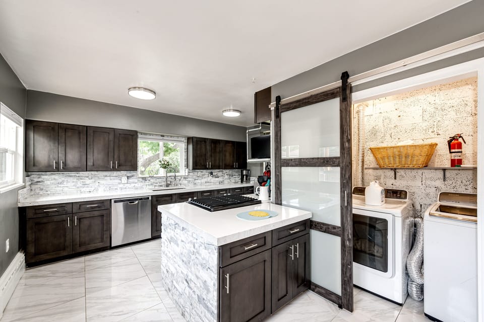 Amenities like washer and dryer are right in the house