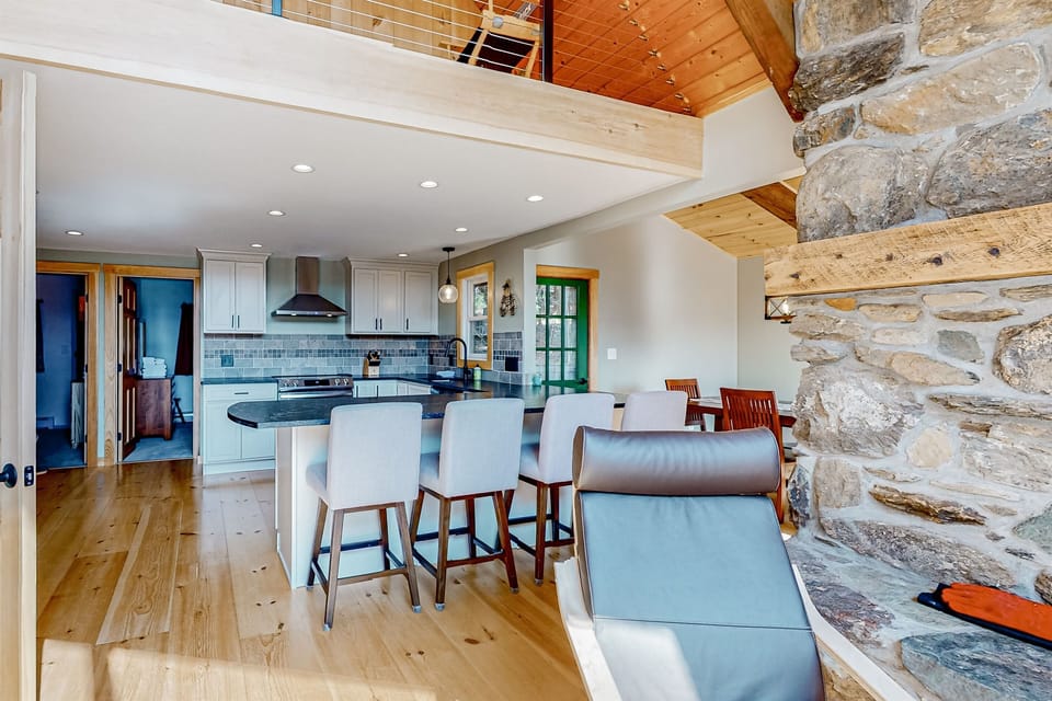 Mad river ski chalet kitchen