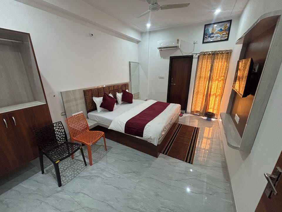 Superior Double Room | Soundproofing, WiFi (free)